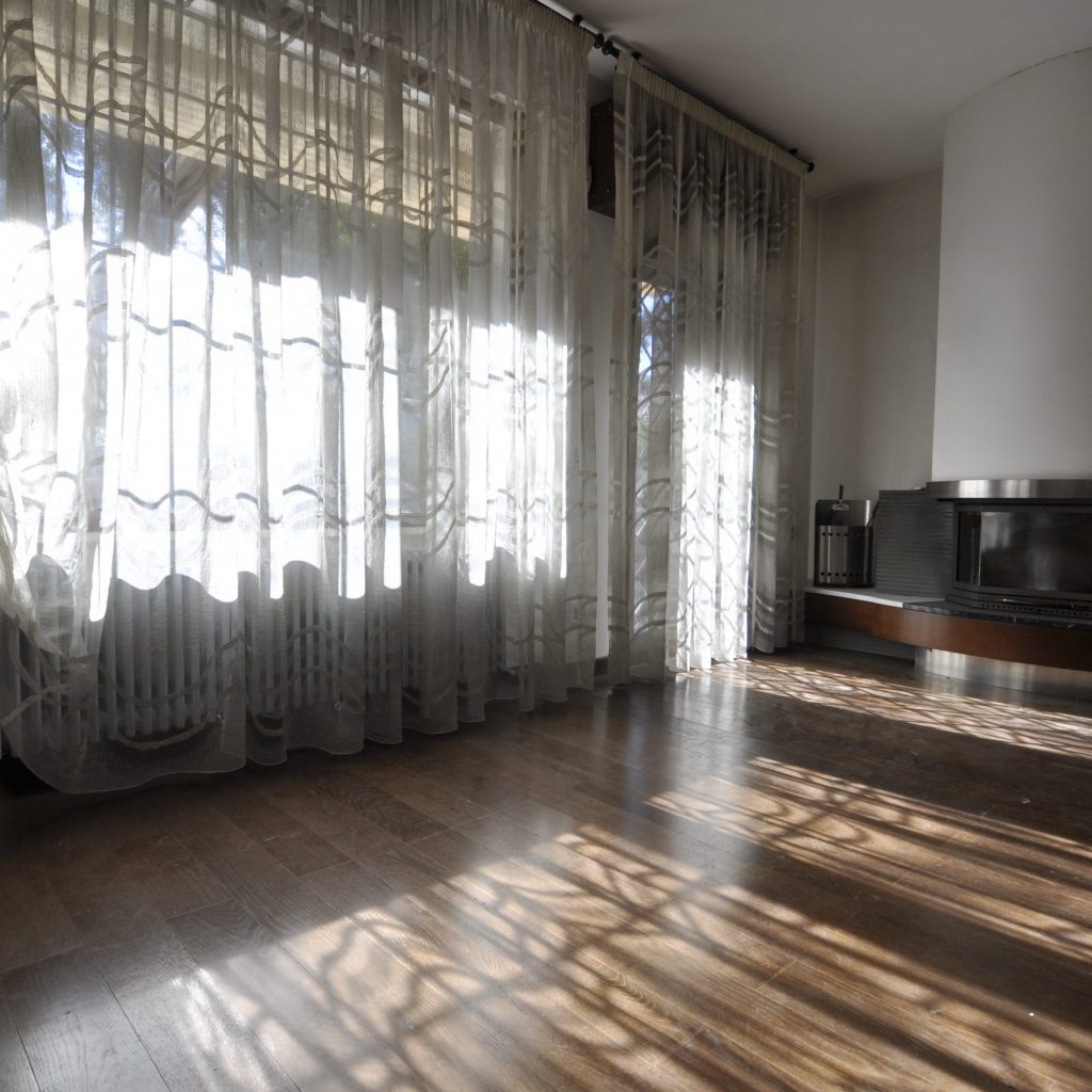 Immagine della casa prima della ritrutturazione Il Piano Marketing Immobiliare del Sistema di Vendita Check & Buy prevede la realizzazione di immagini render in grado di mostrare quello che non tutti sono in grado di vedere.